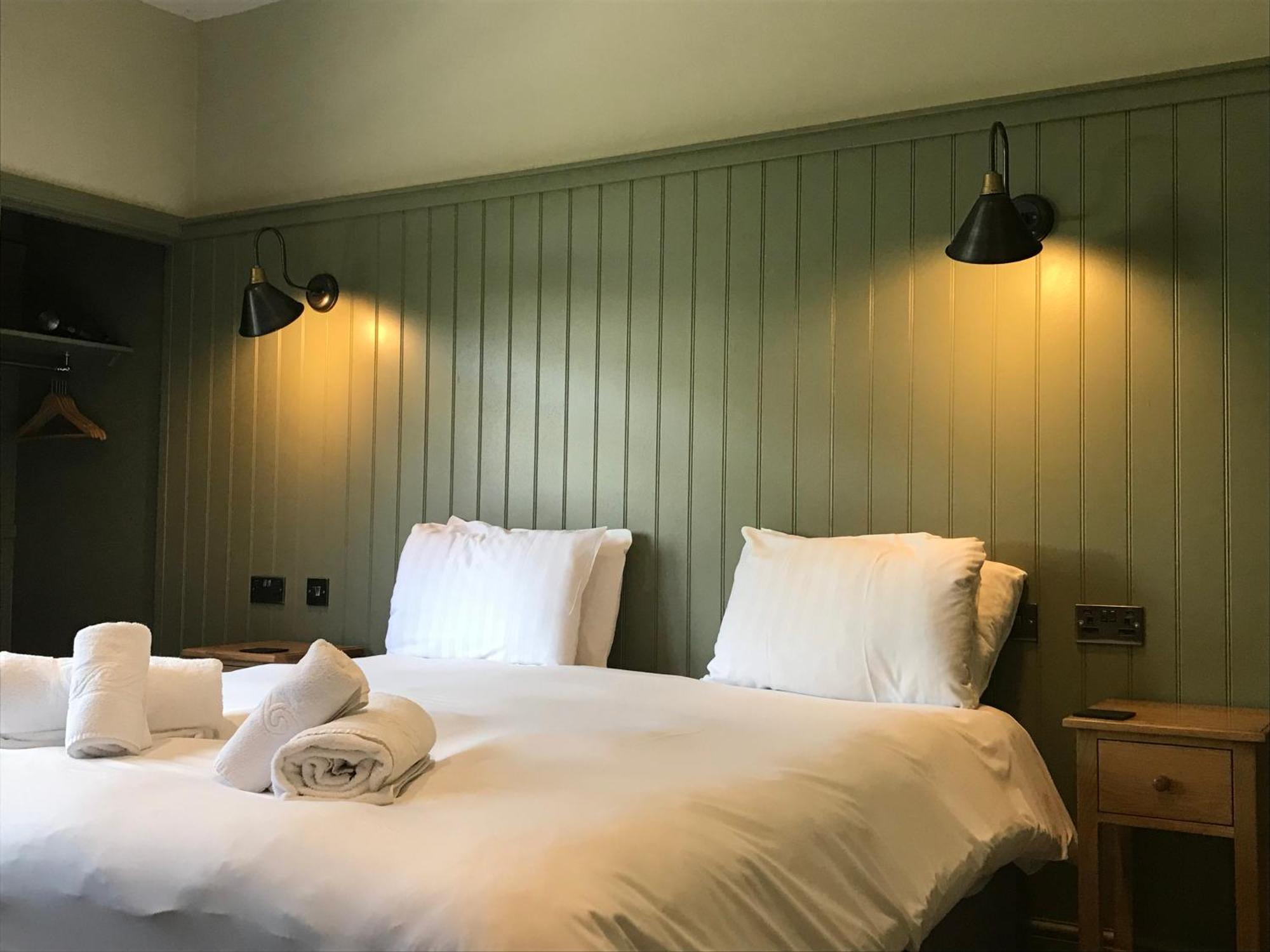 The Horse And Farrier Inn And The Salutation Inn Threlkeld Keswick ภายนอก รูปภาพ
