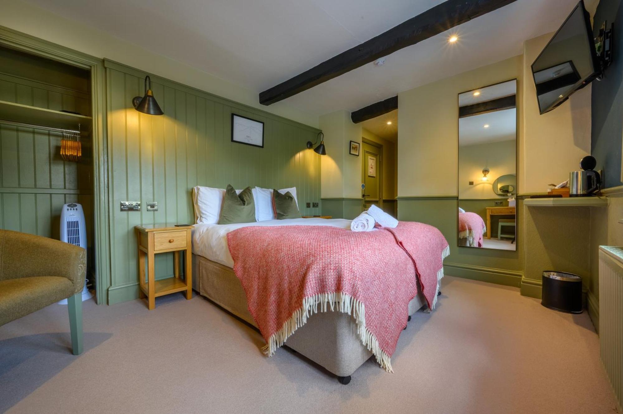 The Horse And Farrier Inn And The Salutation Inn Threlkeld Keswick ภายนอก รูปภาพ